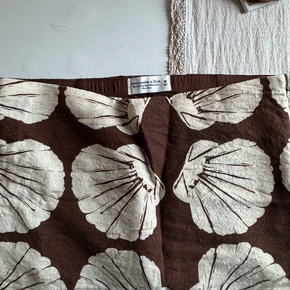 Abercrombie & Fitch Brown and Cream Skirt - Picture 2 of 3